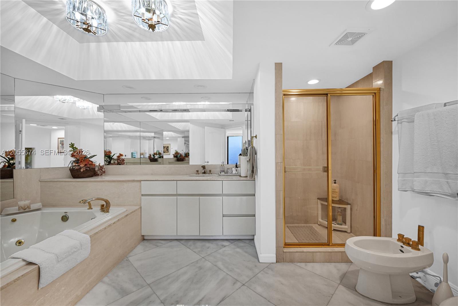 See details 505 2 / 2 1607 sq. ft. $ 2026-07-18 0 Photo