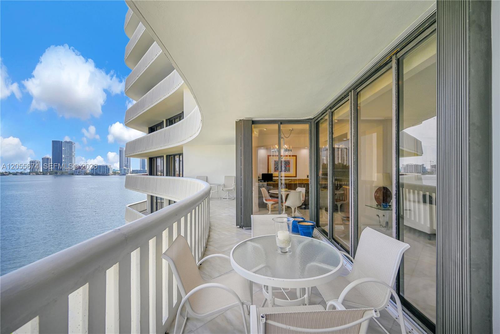 See details 505 2 / 2 1607 sq. ft. $ 2026-07-18 0 Photo