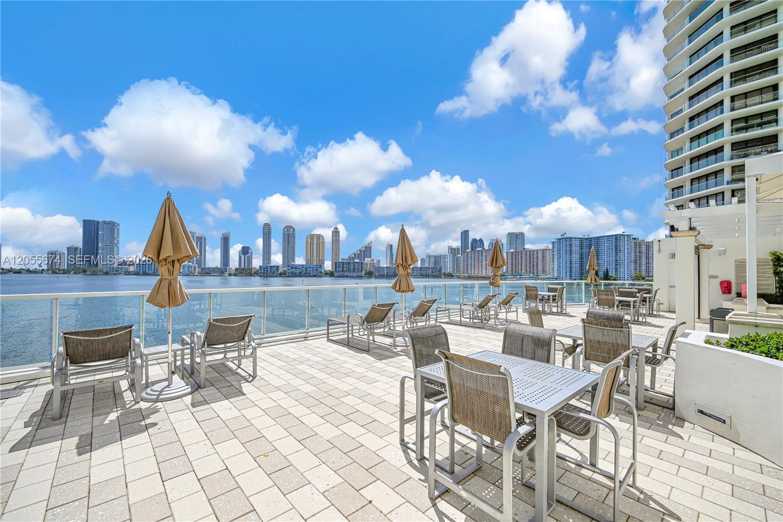 See details 505 2 / 2 1607 sq. ft. $ 2026-07-18 0 Photo