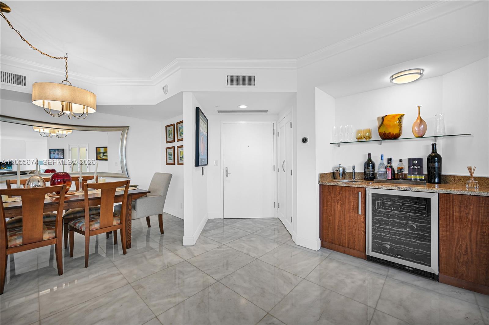 See details 505 2 / 2 1607 sq. ft. $ 2026-07-18 0 Photo