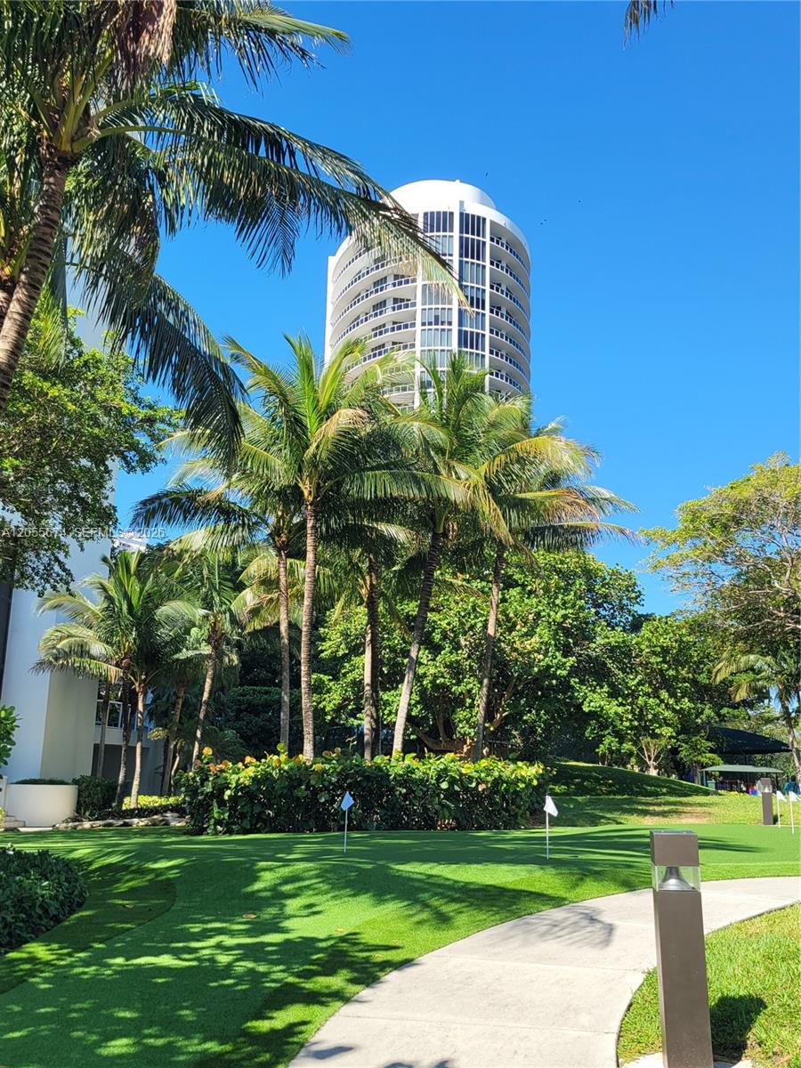 See details 505 2 / 2 1607 sq. ft. $ 2026-07-18 0 Photo
