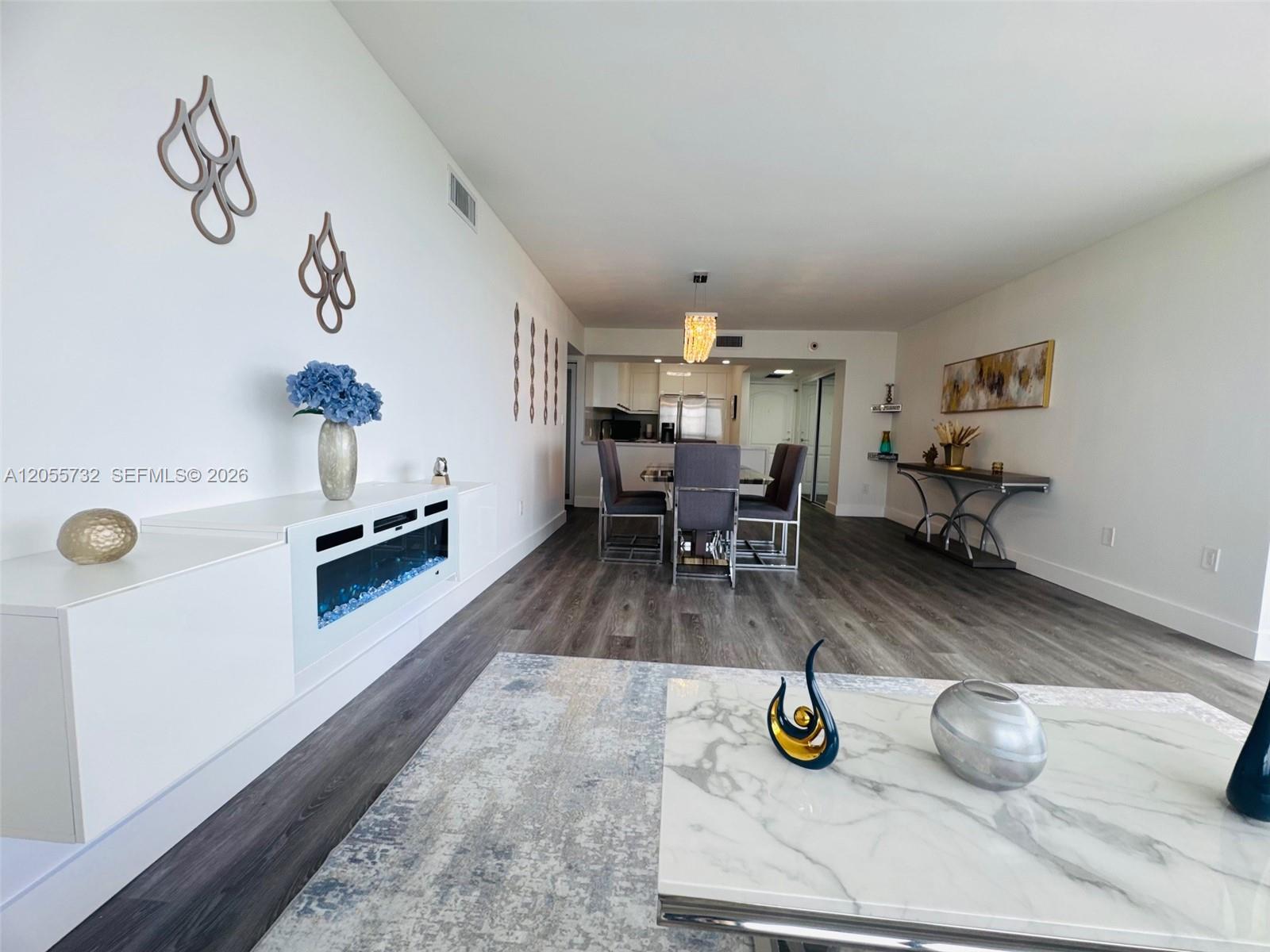 Photo of 3625 Country Club Dr  #2409, Aventura, Florida, 33180 - 