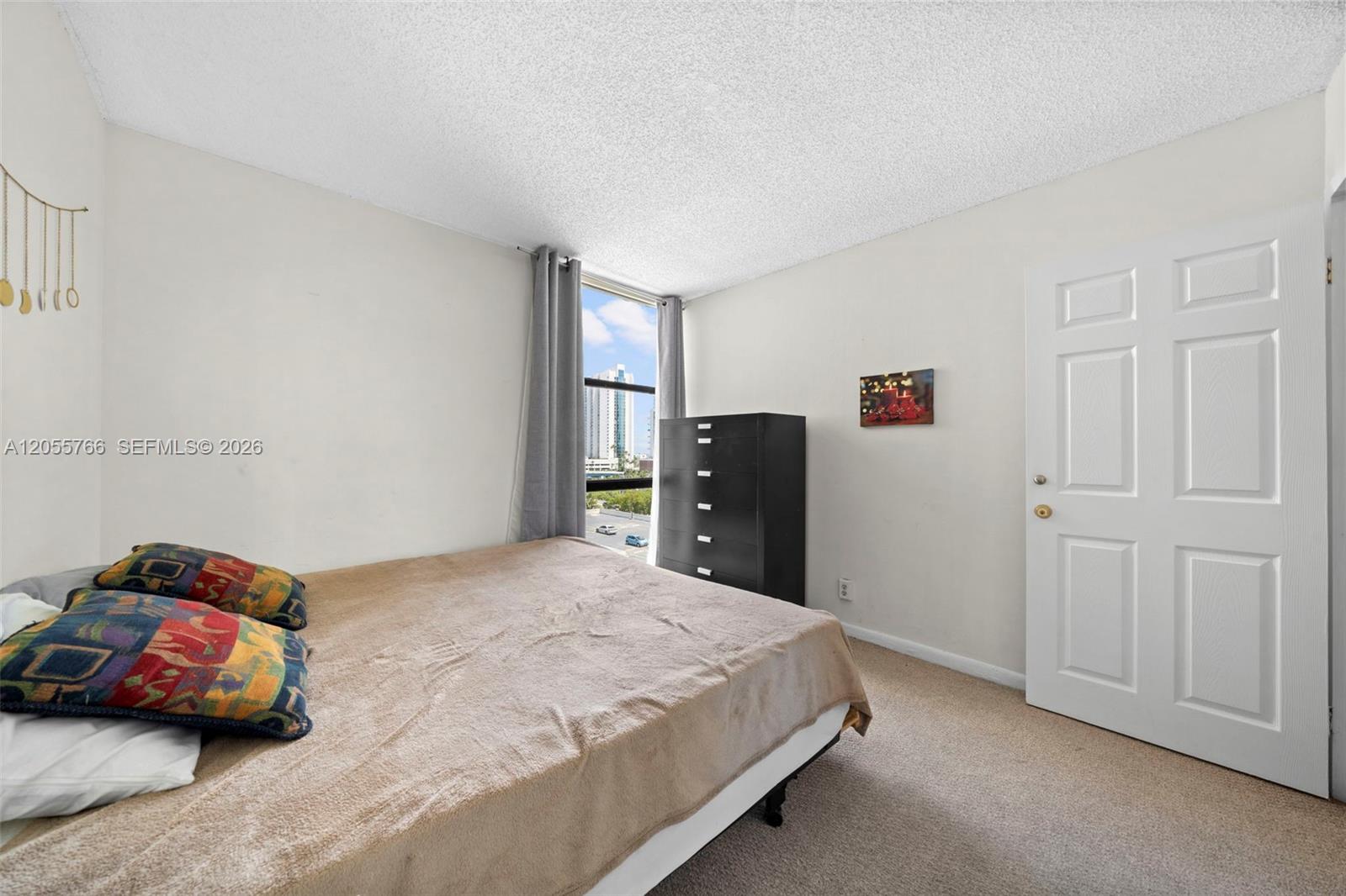 Photo of 16919 Bay Rd #821, Sunny Isles Beach, Florida, 33160 -