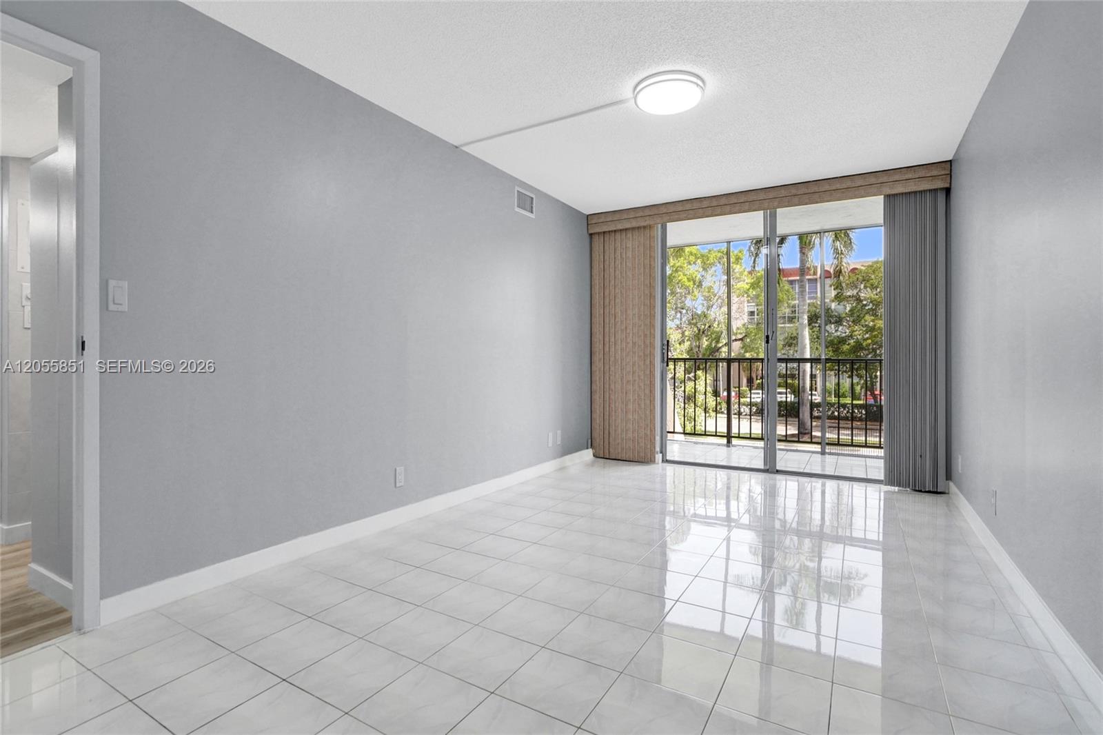 Photo of 2000 Atlantic Shores Blvd #207, Hallandale Beach, Florida, 33009 -