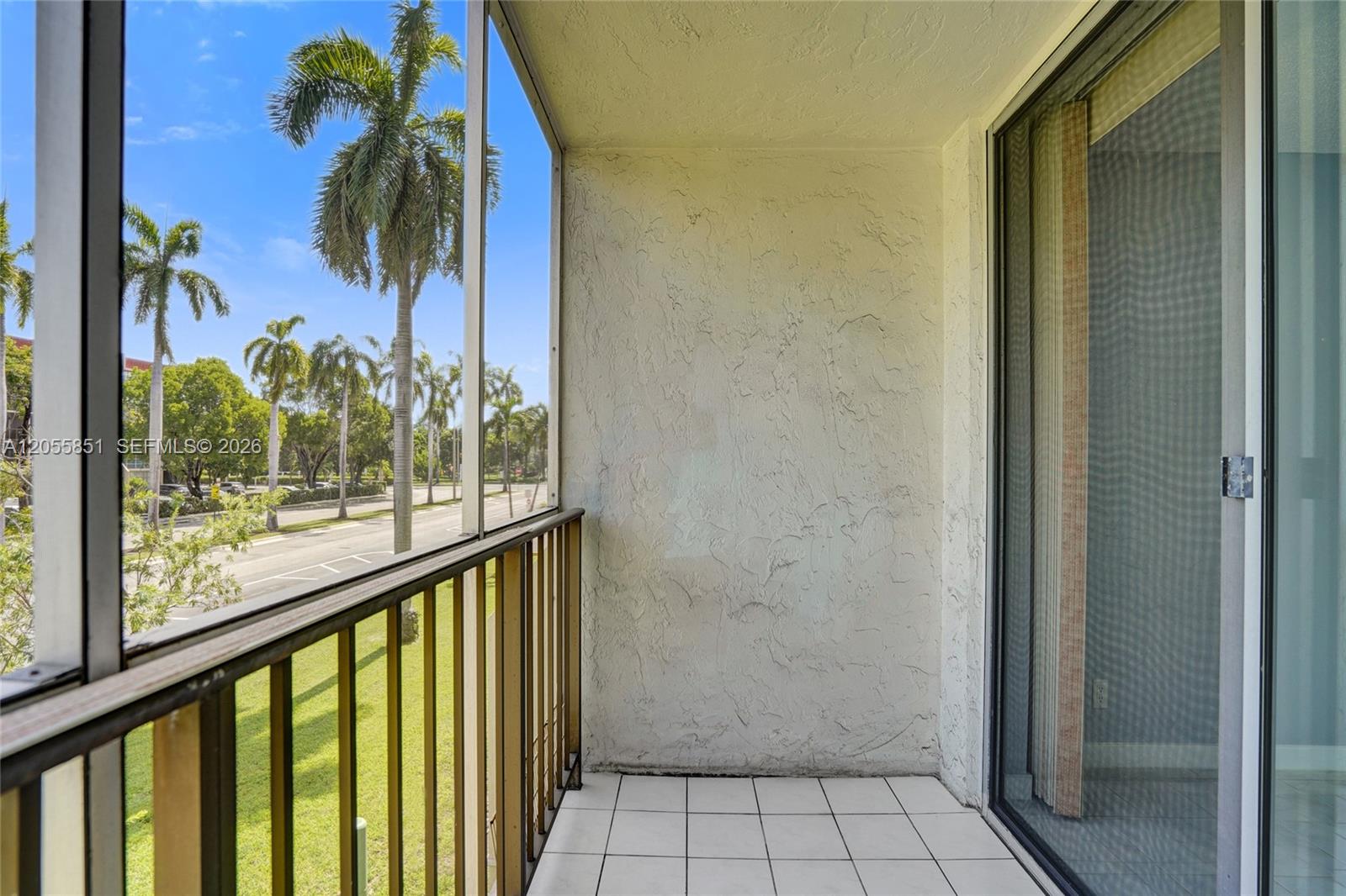 Photo of 2000 Atlantic Shores Blvd #207, Hallandale Beach, Florida, 33009 -