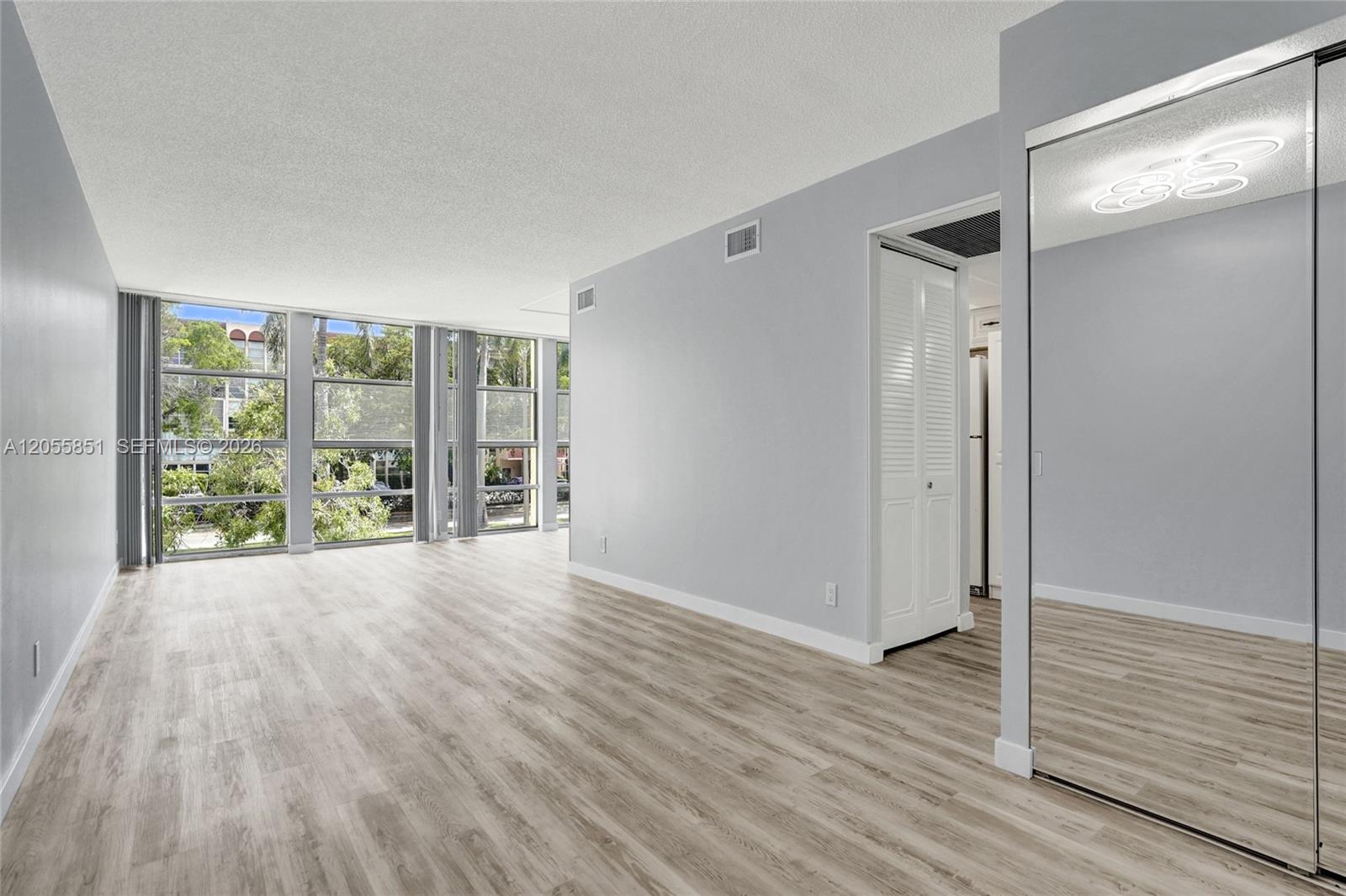 Photo of 2000 Atlantic Shores Blvd #207, Hallandale Beach, Florida, 33009 -