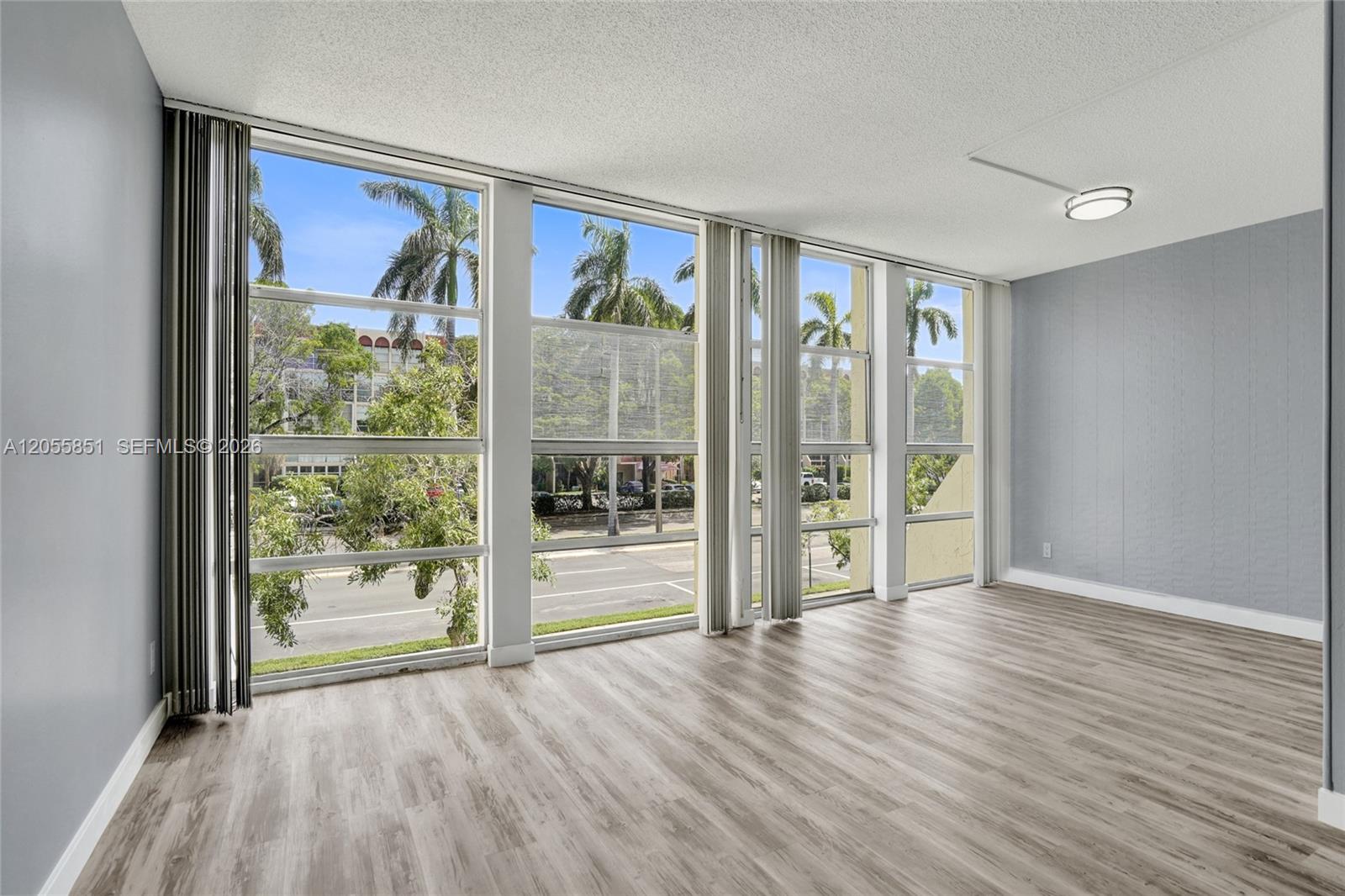 Photo of 2000 Atlantic Shores Blvd #207, Hallandale Beach, Florida, 33009 -