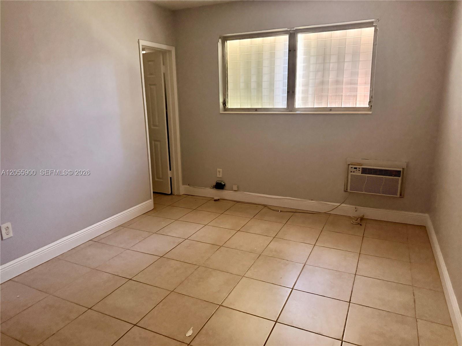 See details / 2857 sq. ft. $ 2026-07-18 0 Photo