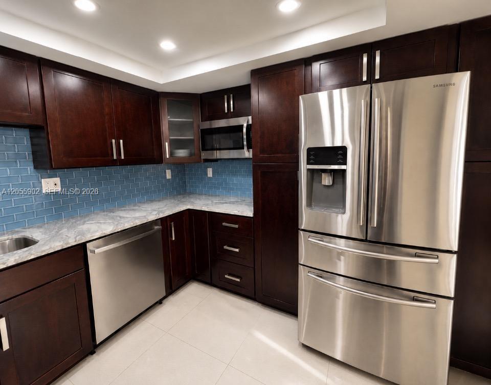 Photo of 2030 Ocean Dr  #506, Hallandale Beach, Florida, 33009 - DEEP COUNTER SPACE