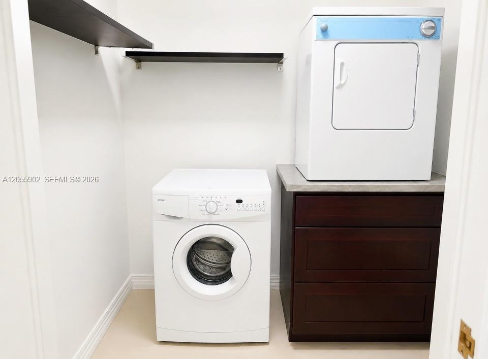 Photo of 2030 Ocean Dr  #506, Hallandale Beach, Florida, 33009 - PERSONAL PRIVATE WASHER DRYER