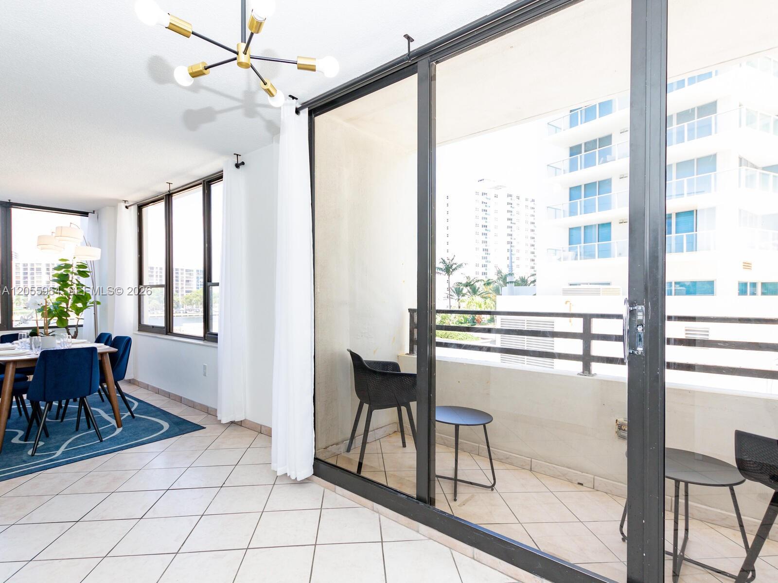 Photo of 3505 Ocean Dr  #305, Hollywood, Florida, 33019 - 