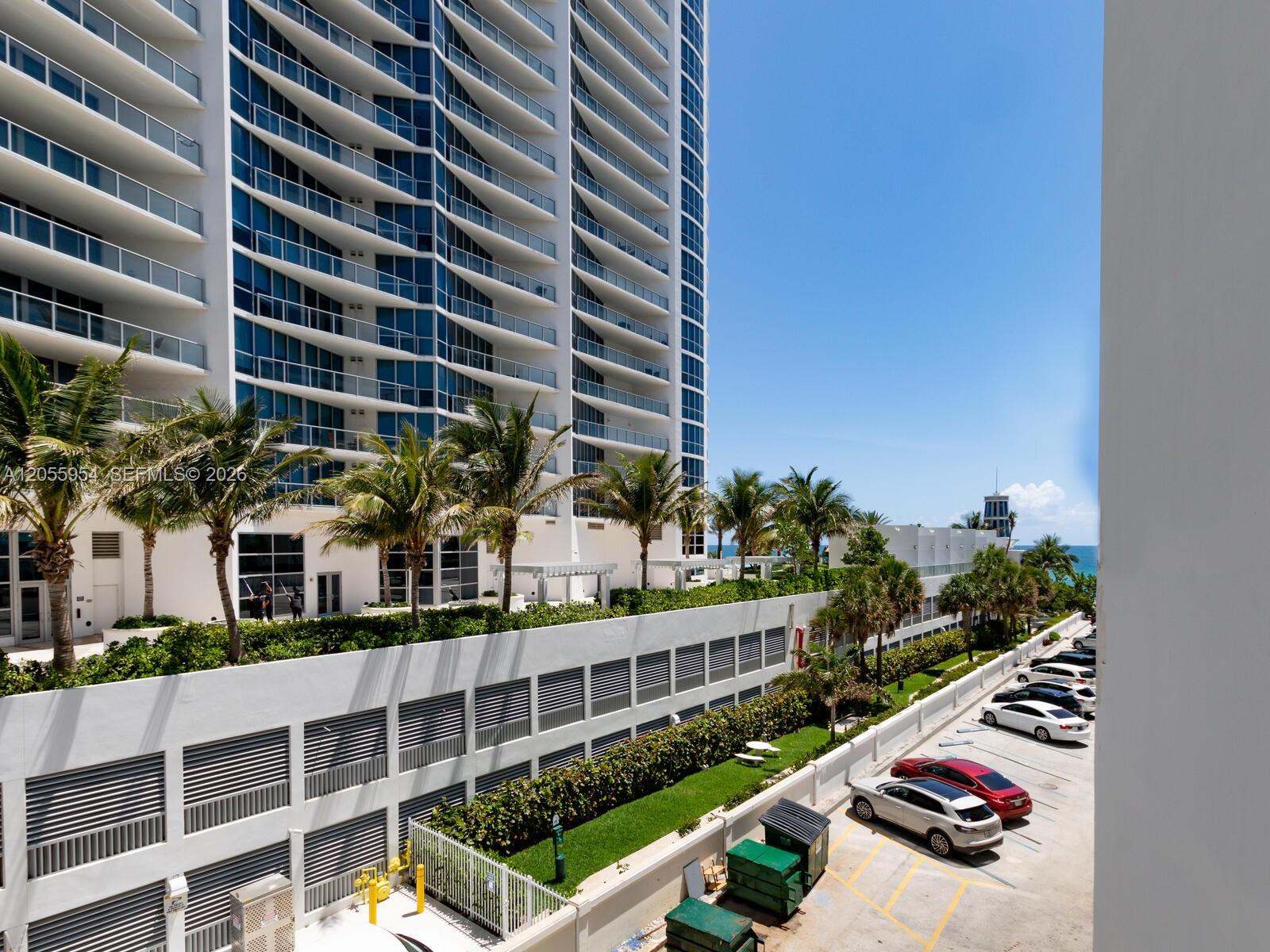 Photo of 3505 Ocean Dr  #305, Hollywood, Florida, 33019 - 