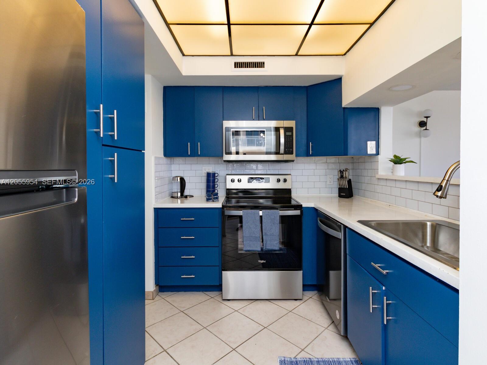 Photo of 3505 Ocean Dr  #305, Hollywood, Florida, 33019 - 