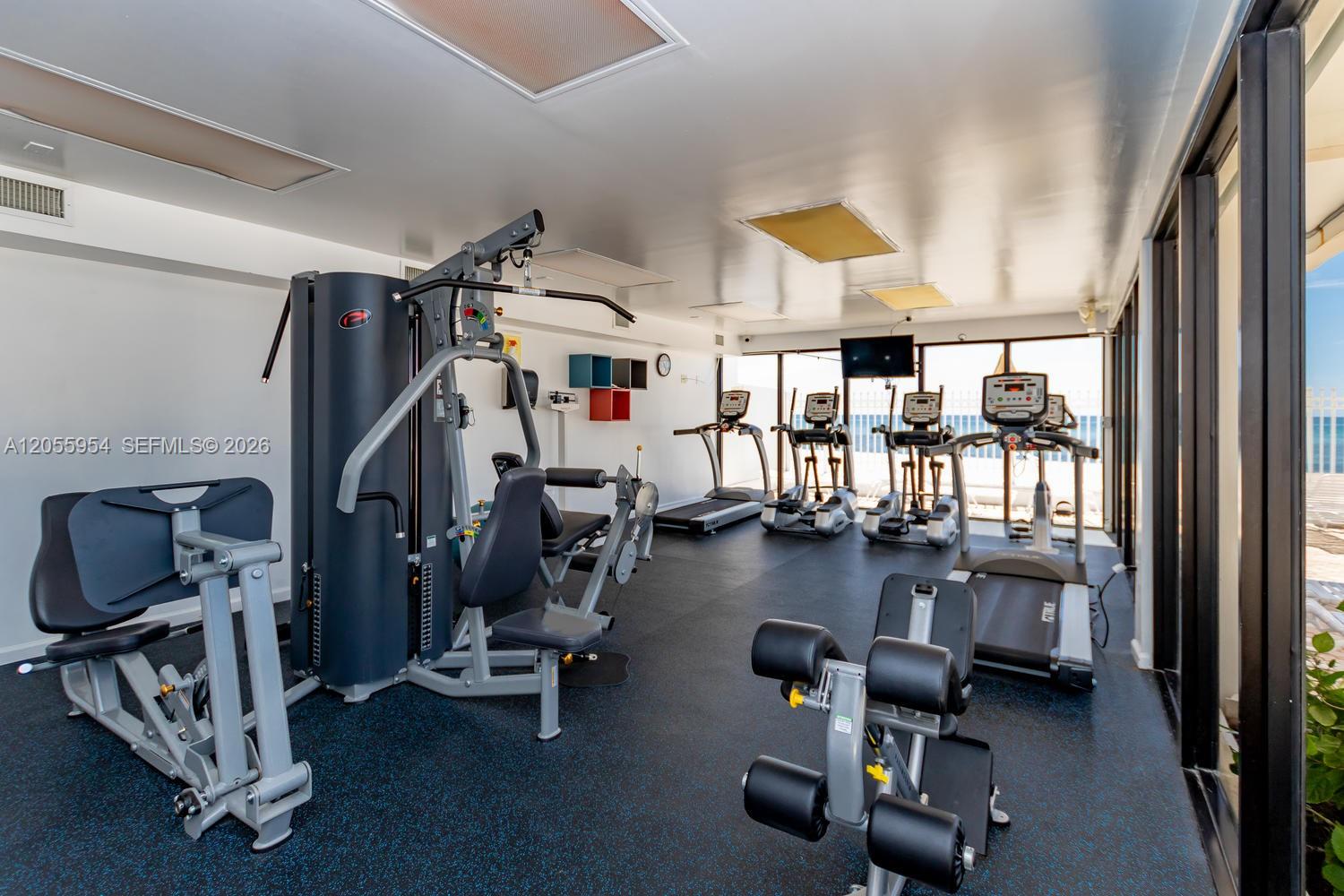 Photo of 3505 Ocean Dr  #305, Hollywood, Florida, 33019 - 