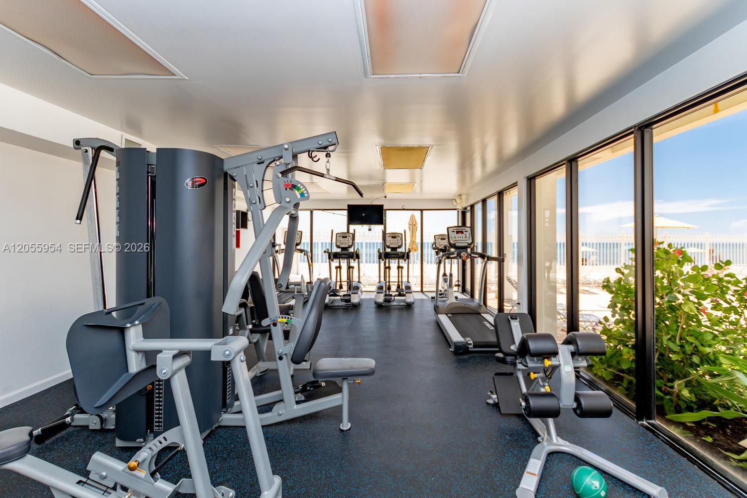 Photo of 3505 Ocean Dr  #305, Hollywood, Florida, 33019 - 