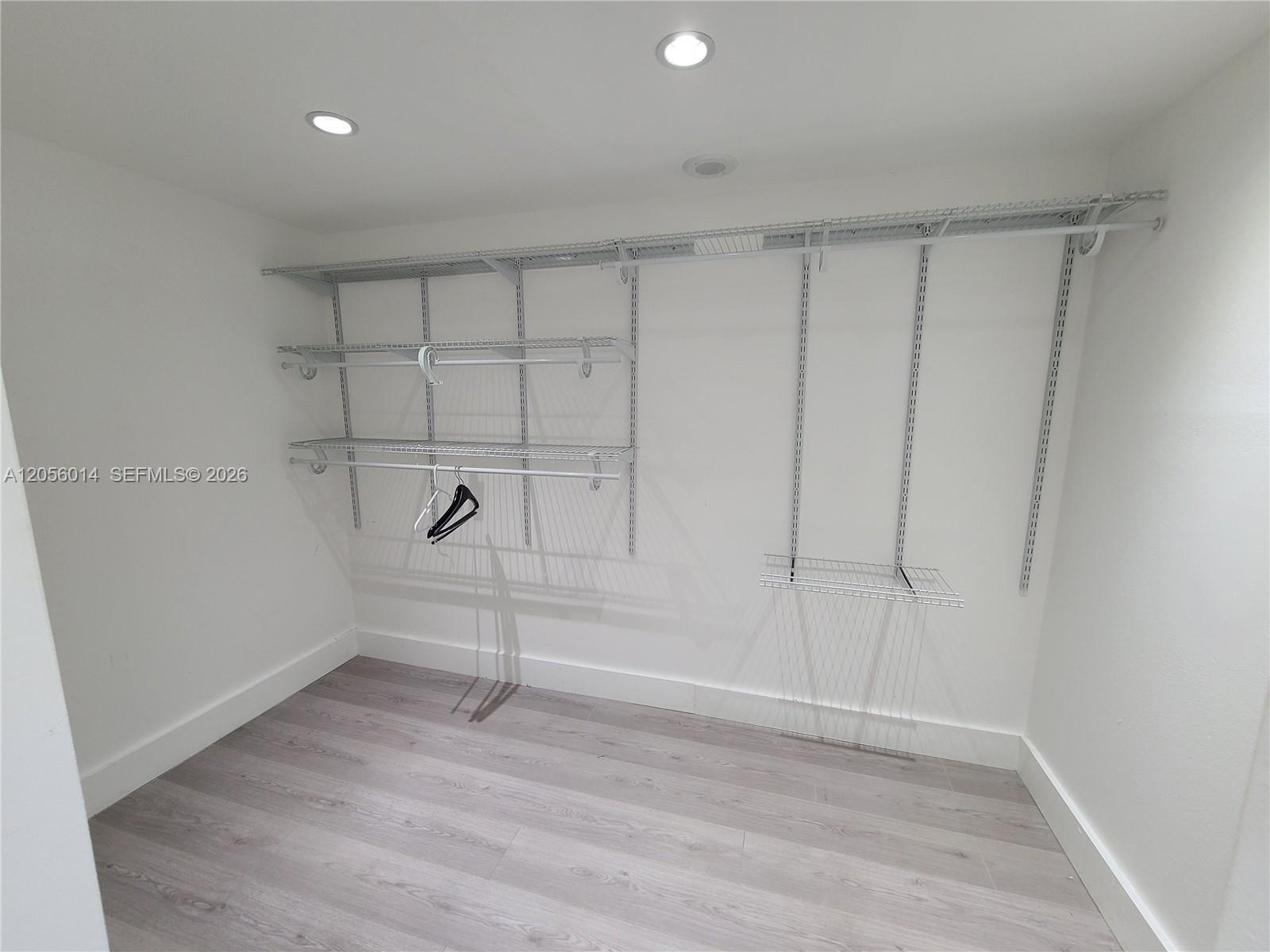 Photo of 3625 Country Club Dr #2408, Aventura, Florida, 33180 -
