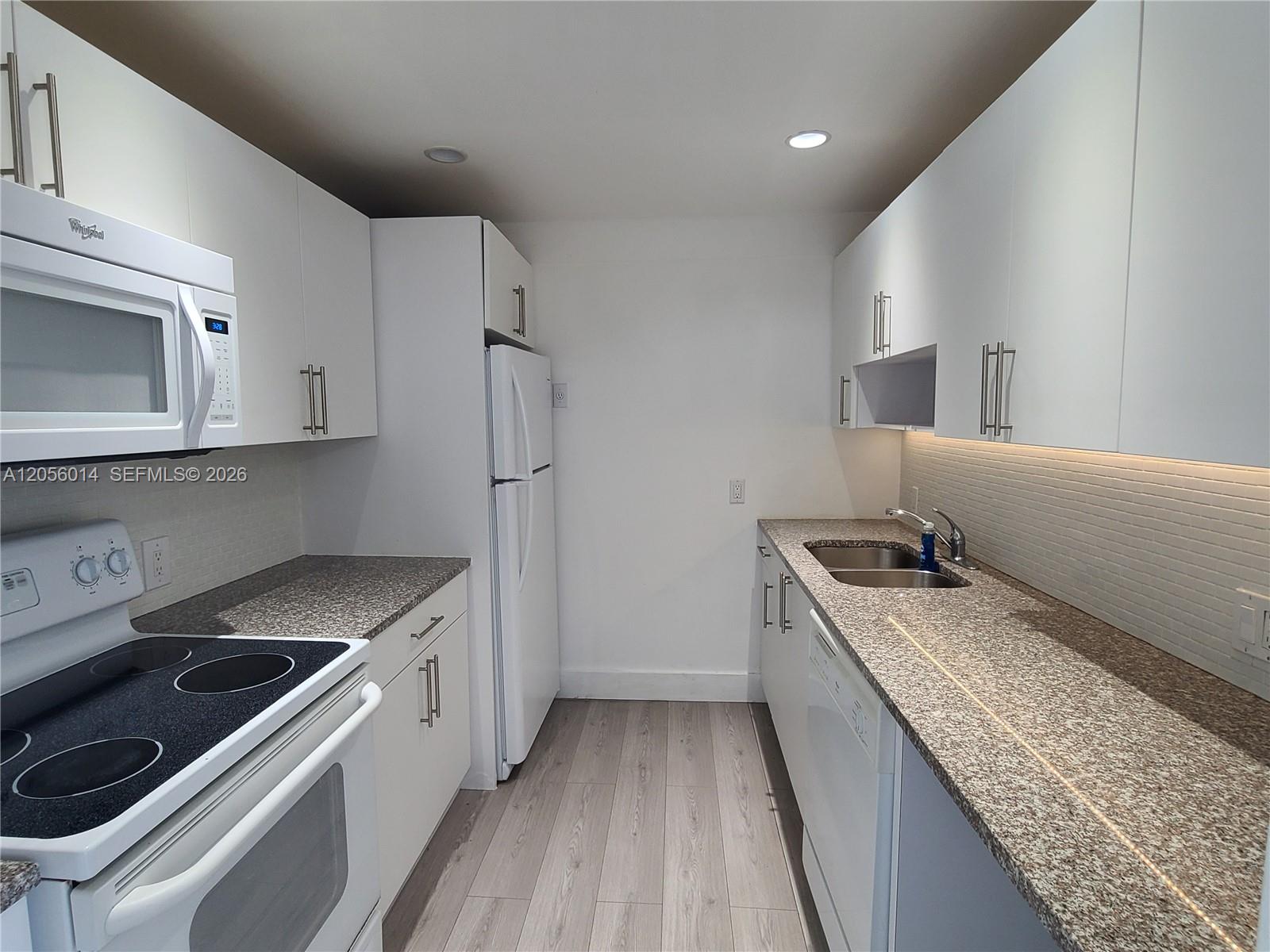 Photo of 3625 Country Club Dr #2408, Aventura, Florida, 33180 -