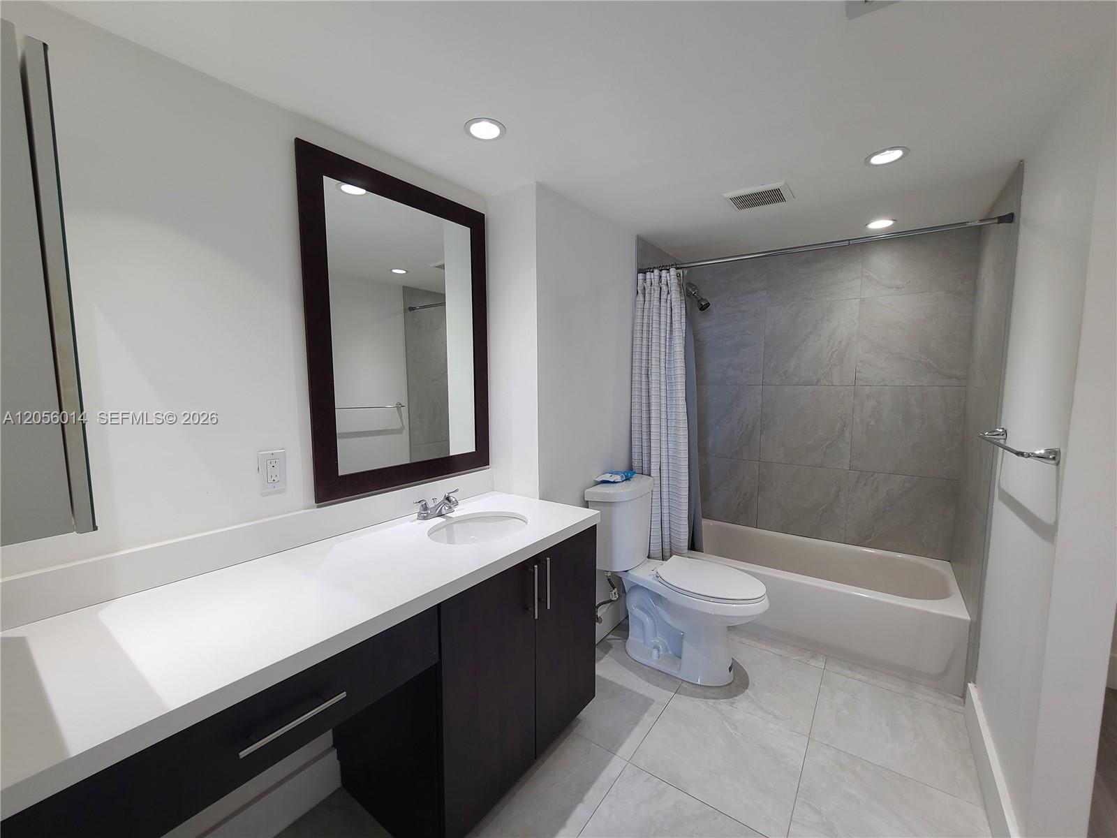 Photo of 3625 Country Club Dr #2408, Aventura, Florida, 33180 -