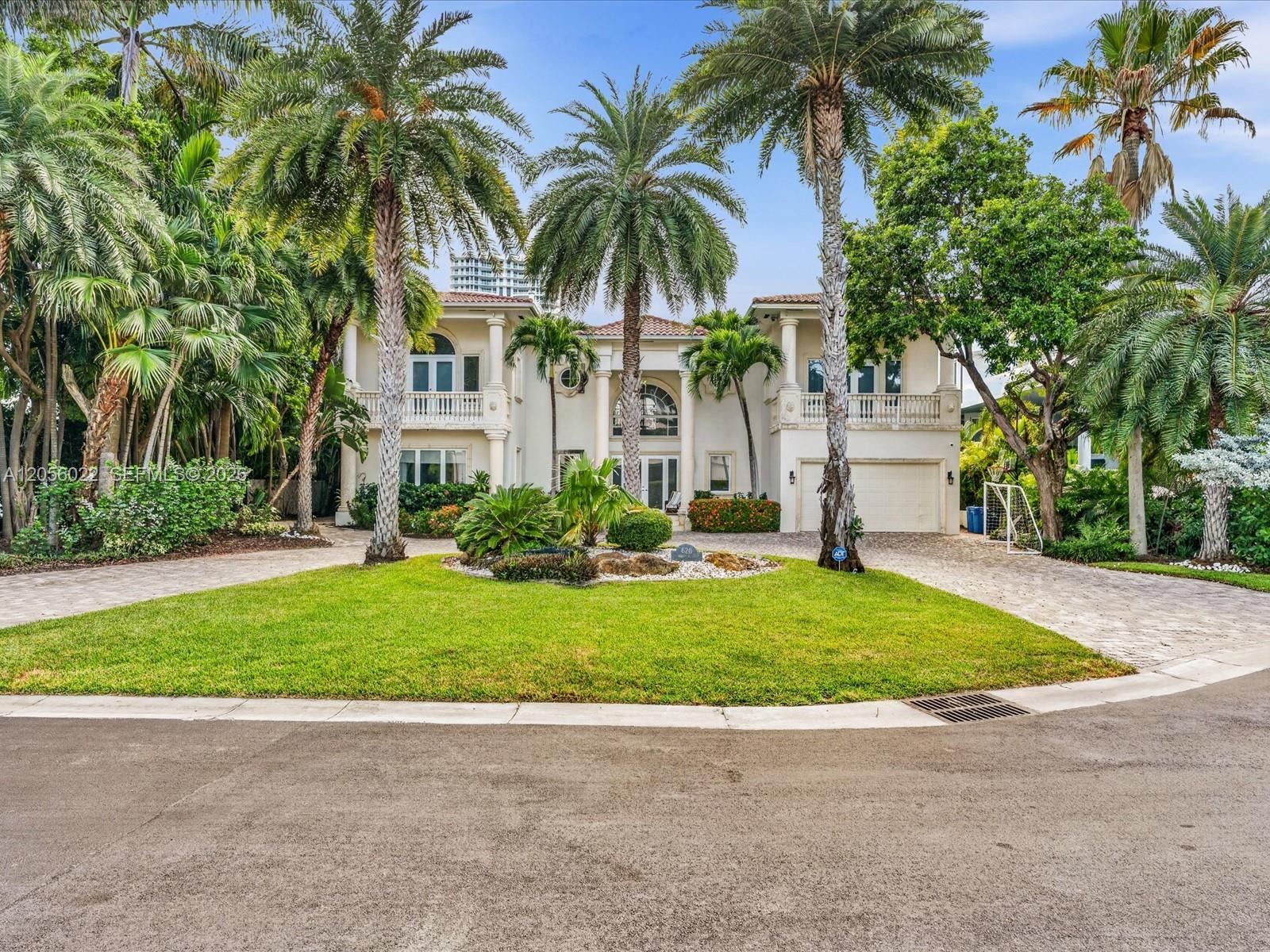 Photo of 628 Island  (628), Golden Beach, Florida, 33160 - 