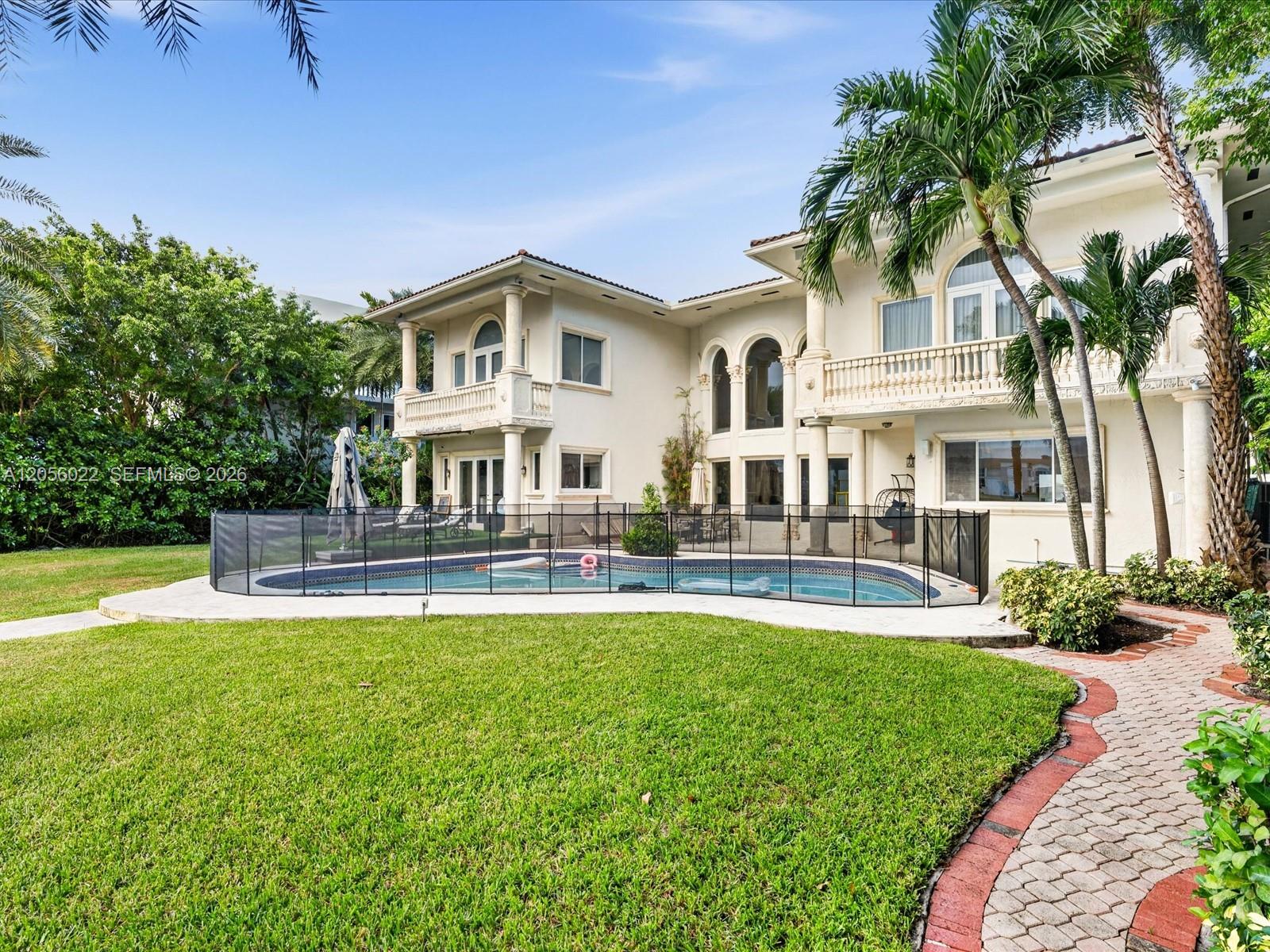 Photo of 628 Island  (628), Golden Beach, Florida, 33160 - 