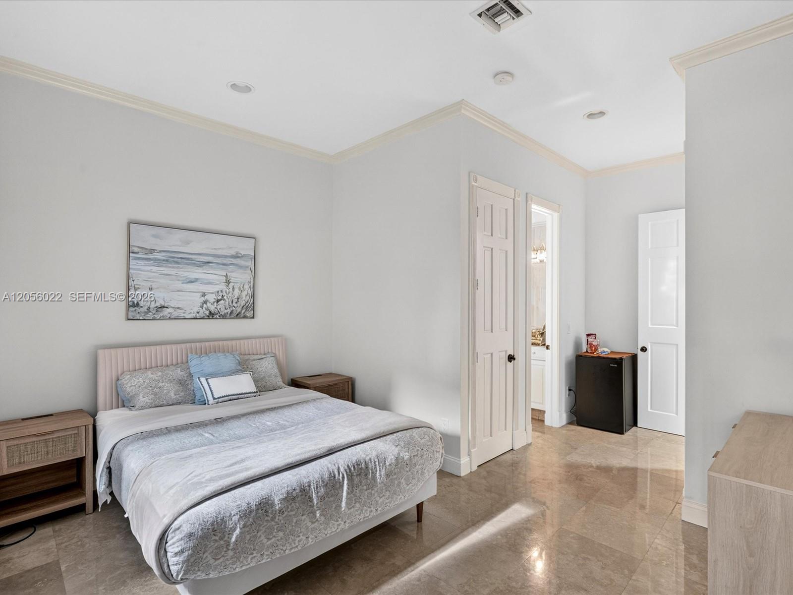 Photo of 628 Island  (628), Golden Beach, Florida, 33160 - 