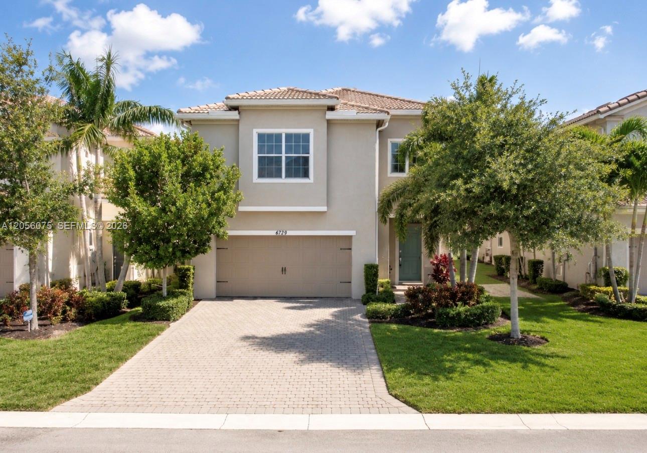 4729 3 / 3 2183 sq. ft. $ 2026-07-26 0 foto