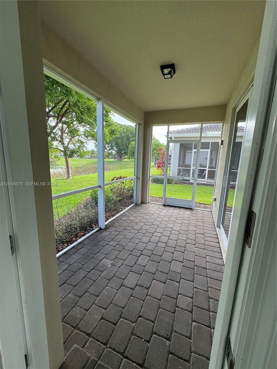 4729 3 / 3 2183 sq. ft. $ 2026-07-26 0 foto