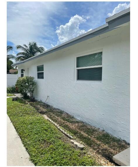See details 1 / 0 1712 sq. ft. $ 2026-07-19 0 Photo