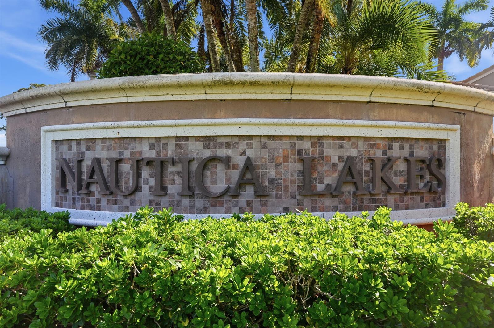 Ver detalles 11431 5 / 3 2677 sq. ft. $ 2026-07-19 0 foto