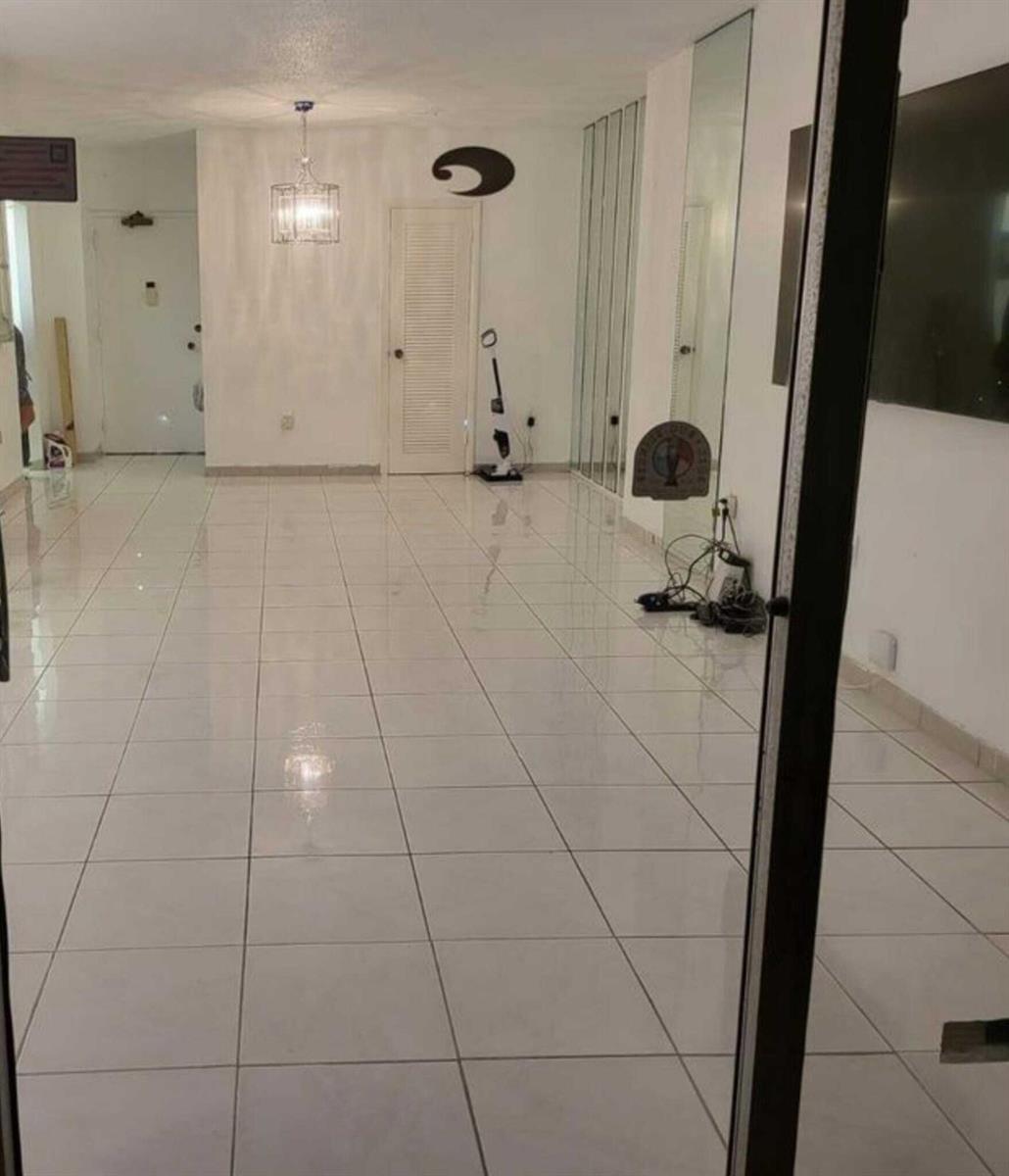 See details 9q 1 / 1 798 sq. ft. $ 2026-07-20 0 Photo