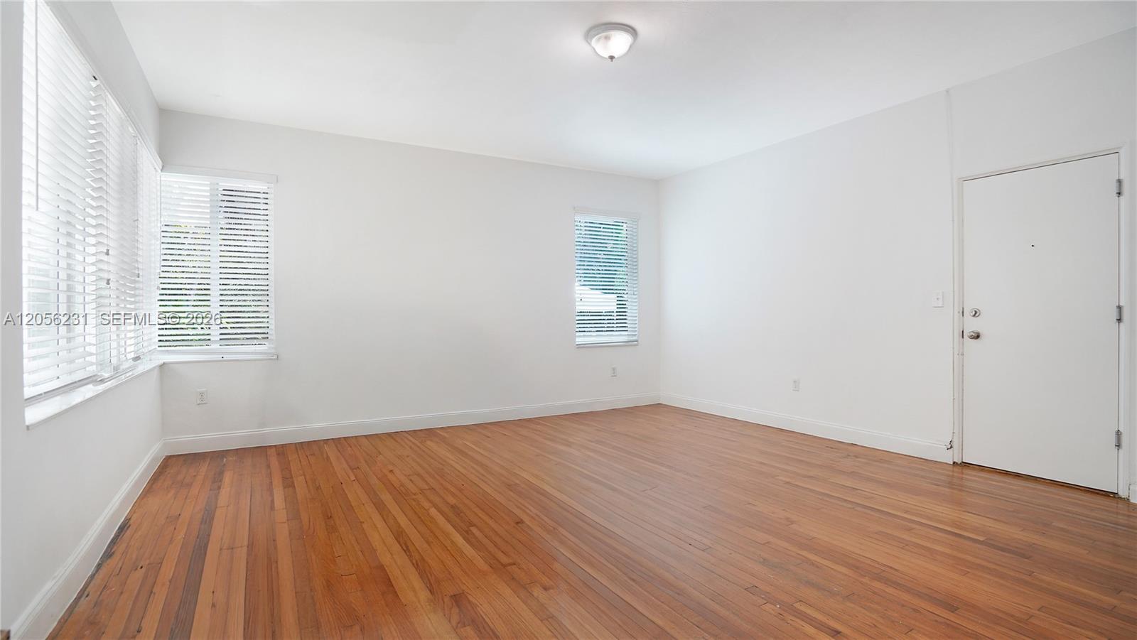 Ver detalles / sq. ft. $ 2026-07-19 0 foto