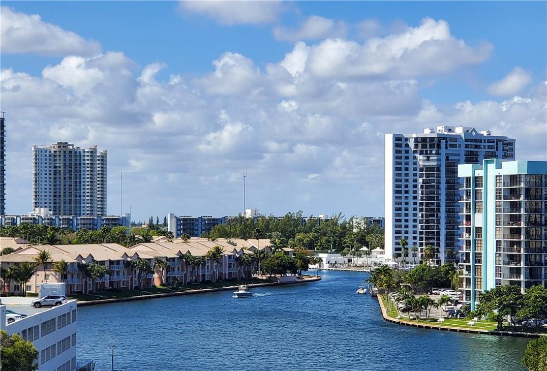 Photo of 3725 Ocean  #727, Hollywood, Florida, 33019 - INTRACOASTAL AND CITY LIGHTS VIEW
