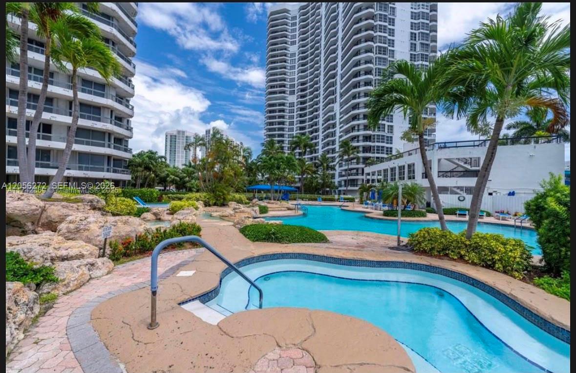 Photo of 19101 36th Ct  #304, Aventura, Florida, 33180 - 