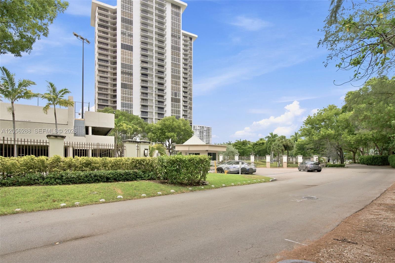 Photo of 18181 31st Ct  #807, Aventura, Florida, 33160 - 