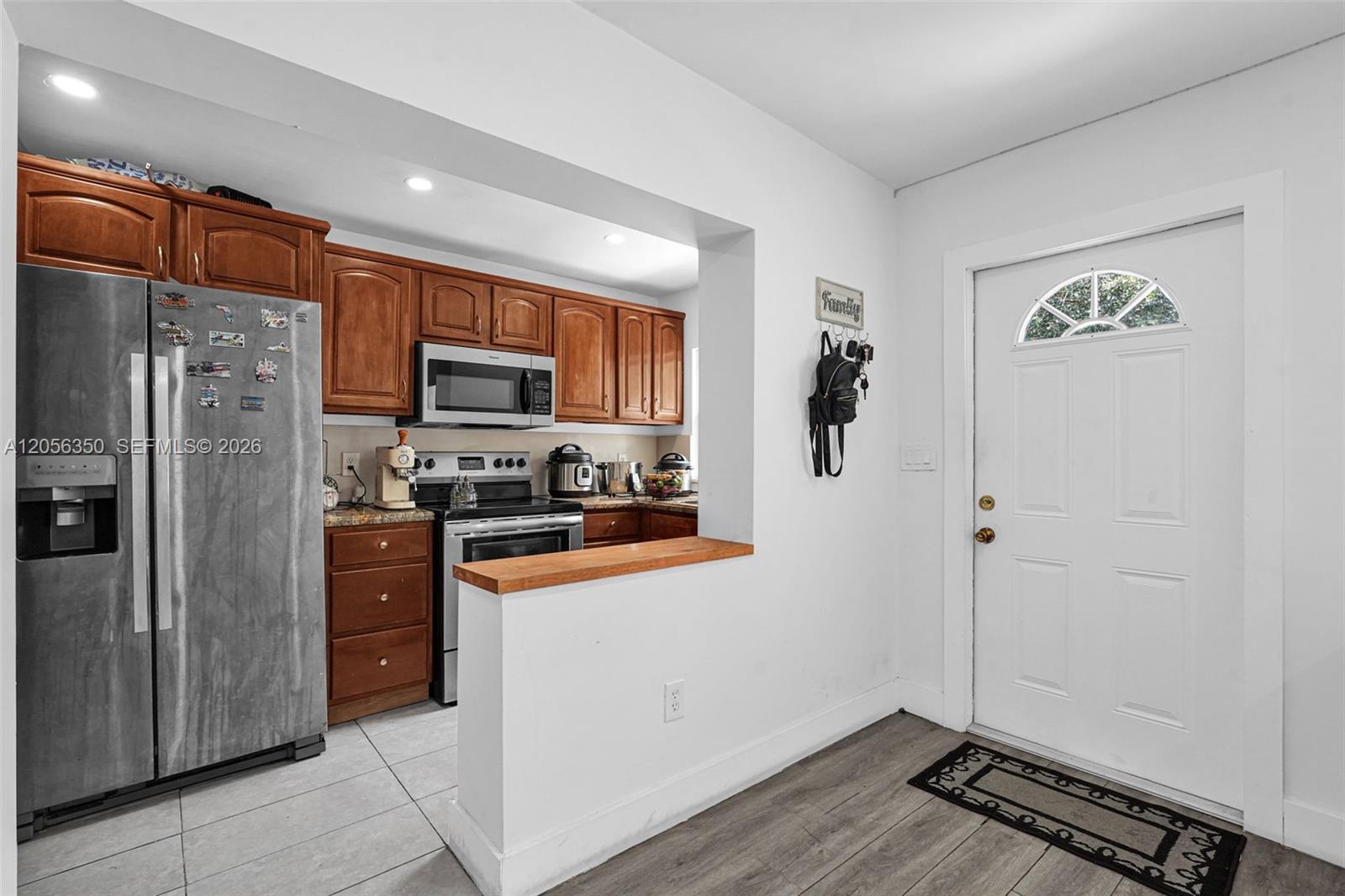   /  1120 sq. ft. $ 2026-07-20 0 foto