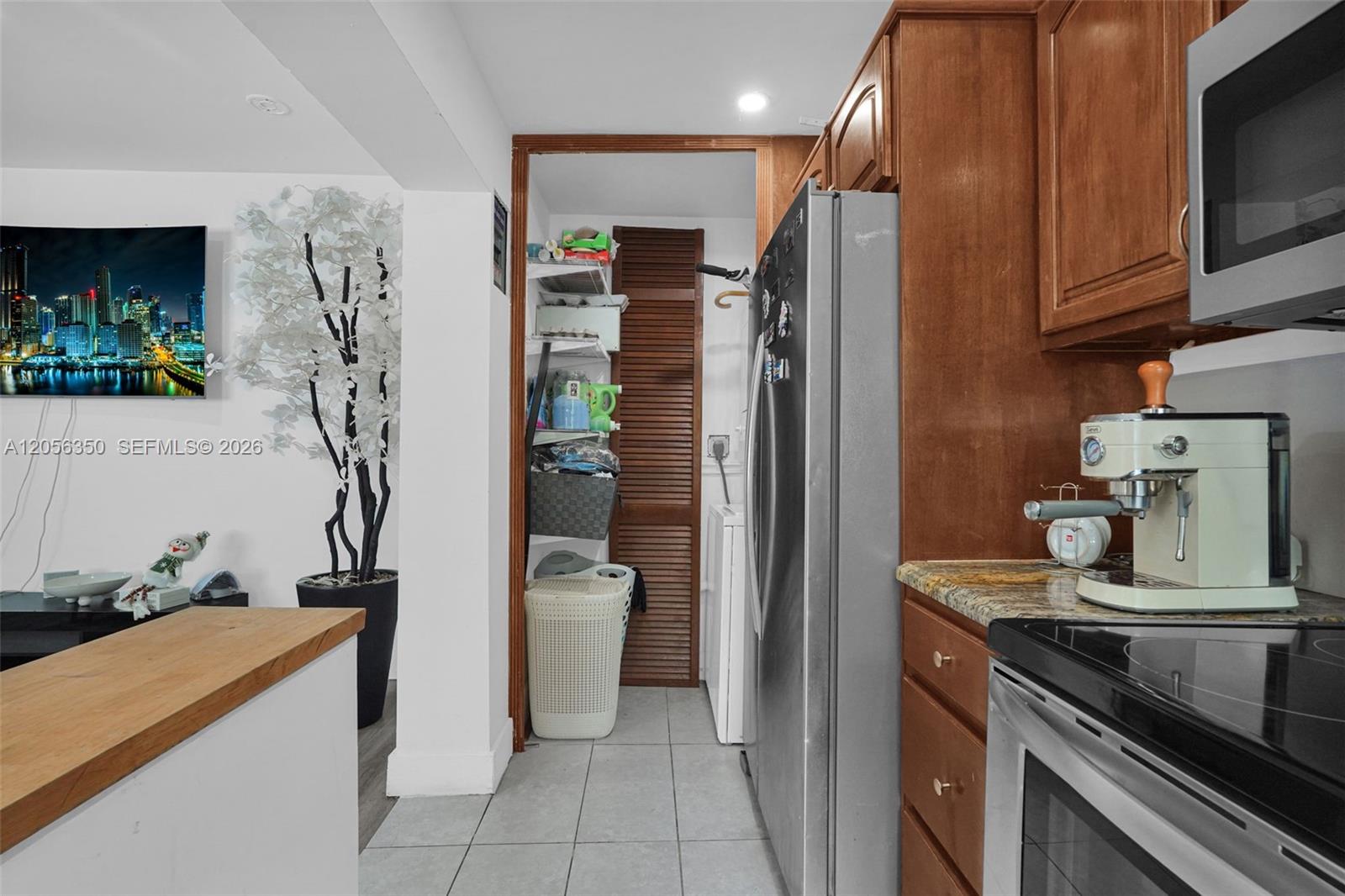   /  1120 sq. ft. $ 2026-07-20 0 foto