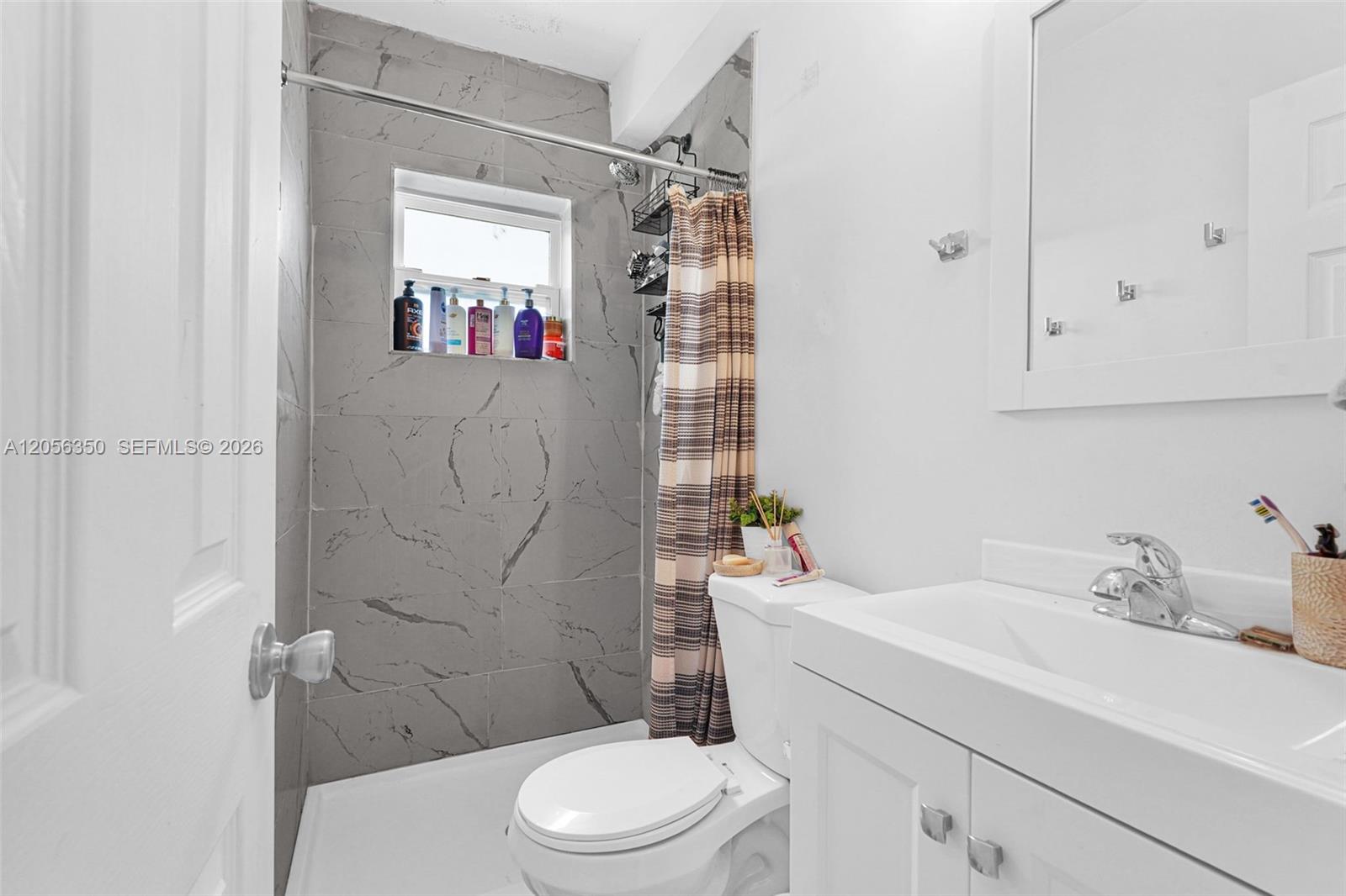   /  1120 sq. ft. $ 2026-07-20 0 foto