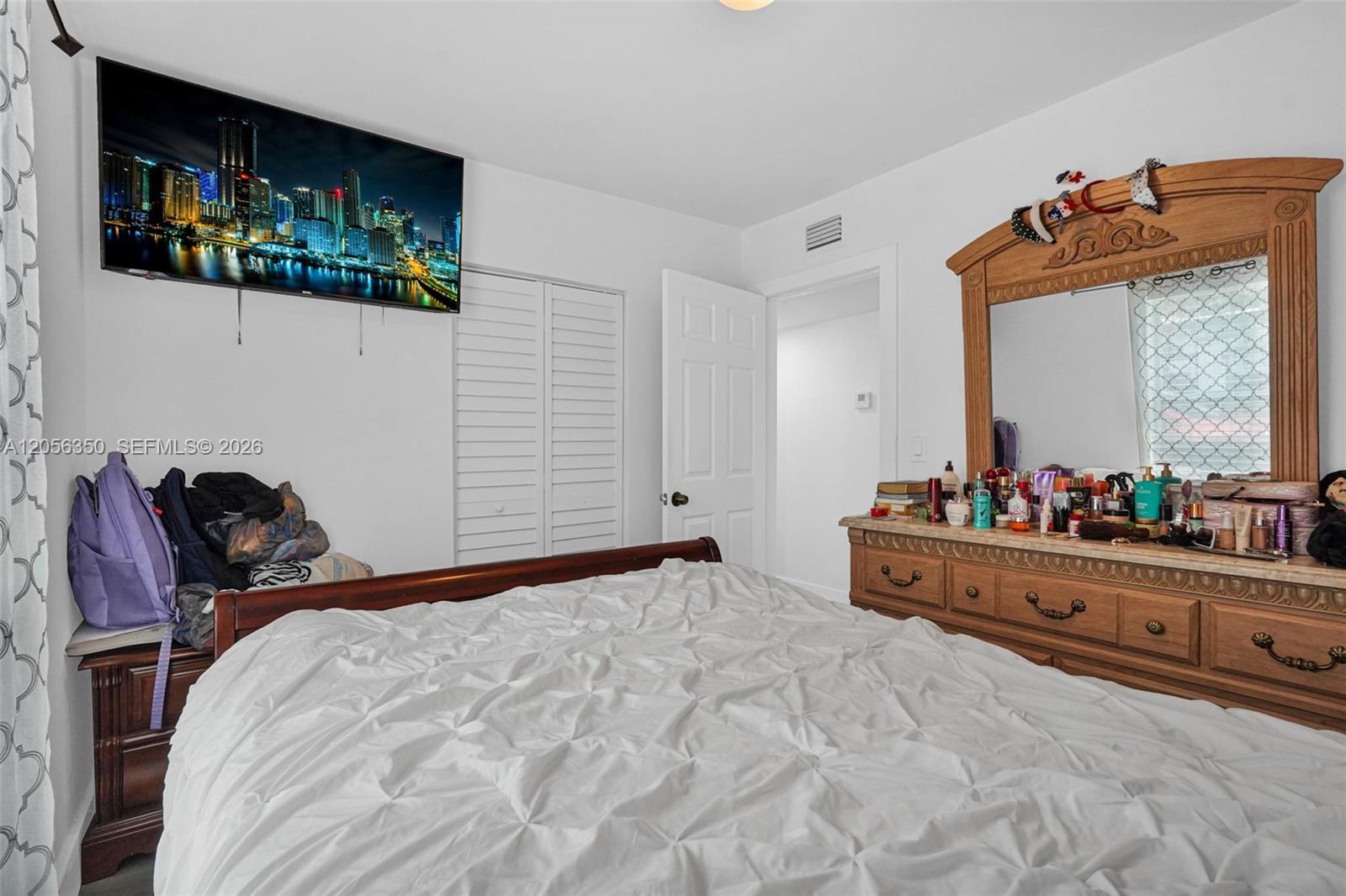   /  1120 sq. ft. $ 2026-07-20 0 foto
