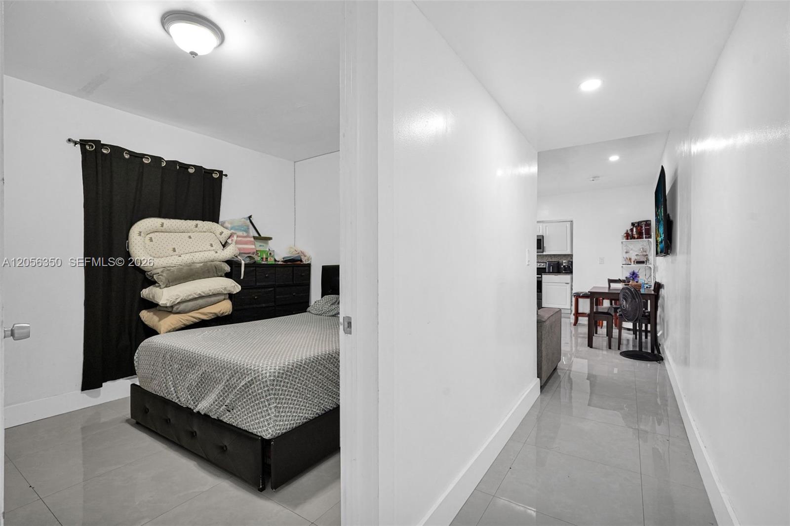   /  1120 sq. ft. $ 2026-07-20 0 foto