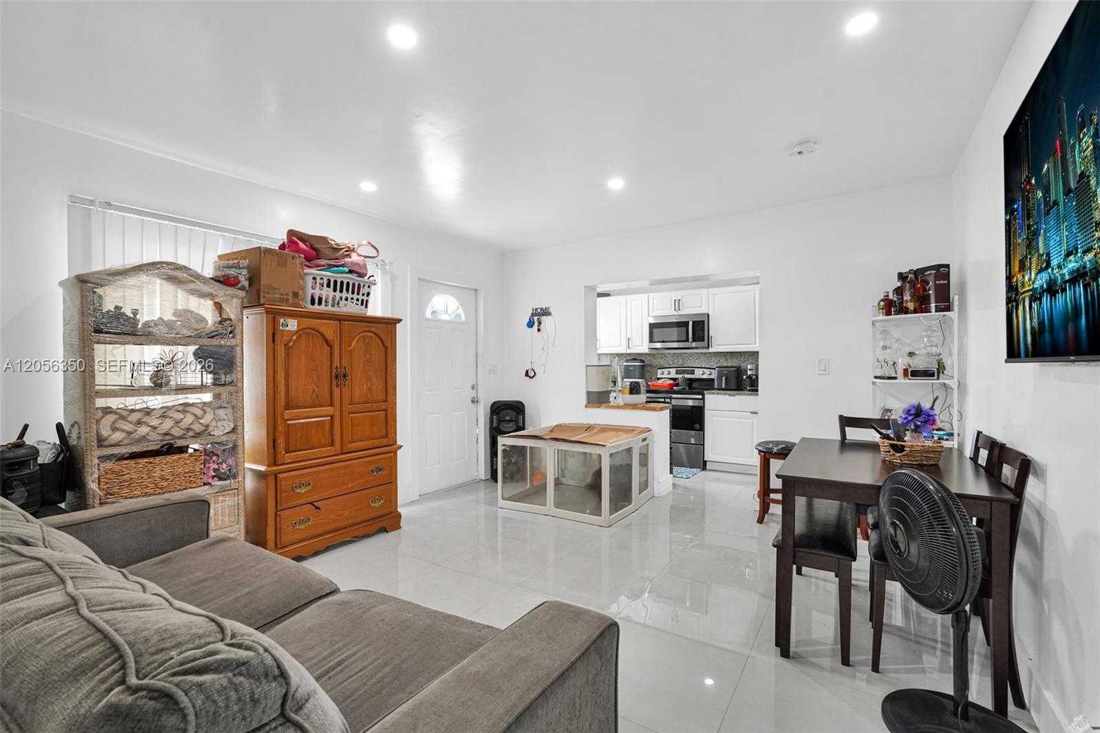   /  1120 sq. ft. $ 2026-07-20 0 foto