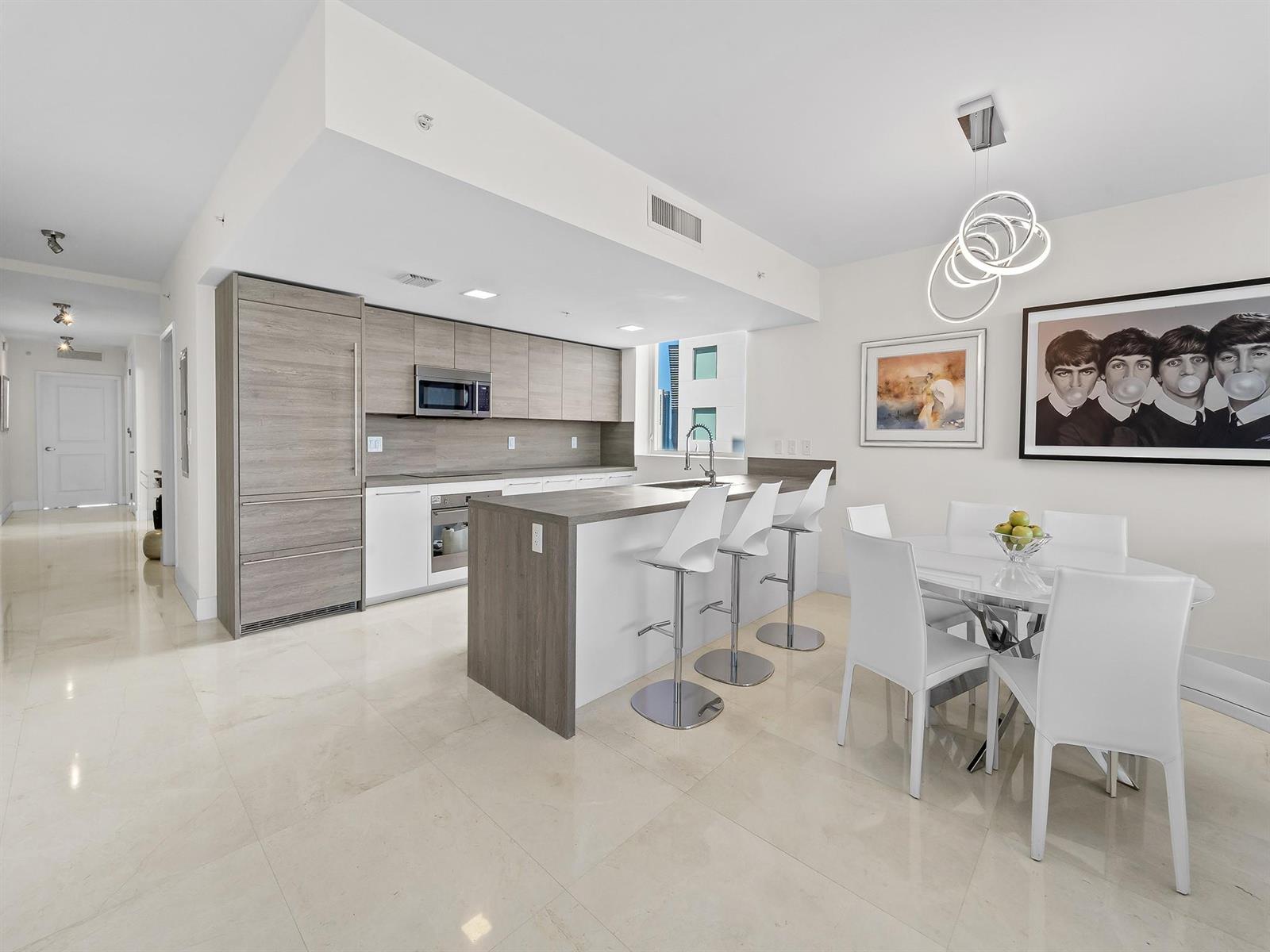 Photo of 400 SUNNY ISLES  #1608, Sunny Isles Beach, Florida, 33160 - Photo 10