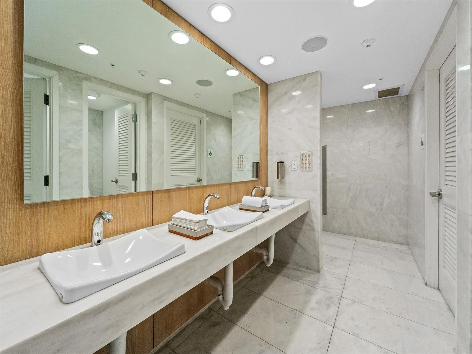 Photo of 400 SUNNY ISLES  #1608, Sunny Isles Beach, Florida, 33160 - Photo 35