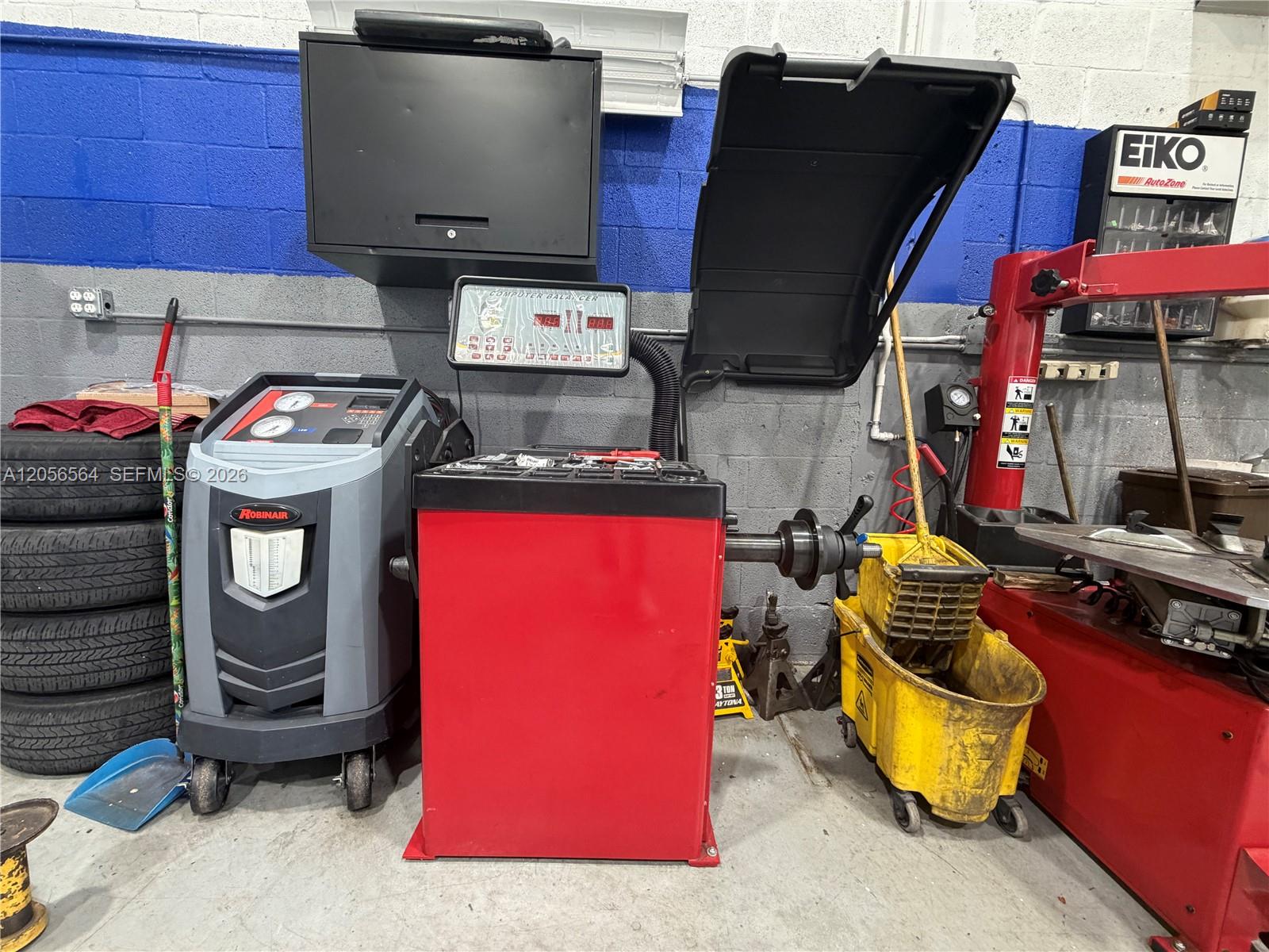 See details / sq. ft. $ 2026-07-20 0 Photo
