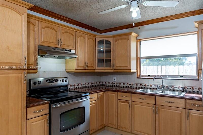   /  3095 sq. ft. $ 2026-07-20 0 foto