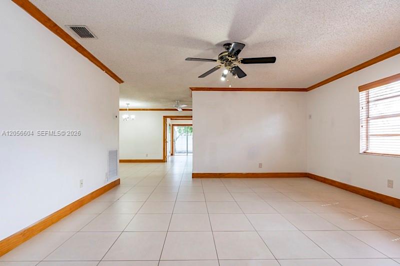   /  3095 sq. ft. $ 2026-07-20 0 foto