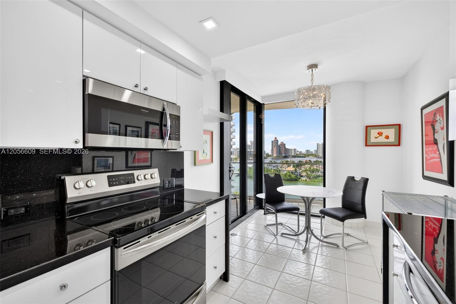 Ver detalles 1005 2 / 2 1690 sq. ft. $ 2026-07-20 0 foto