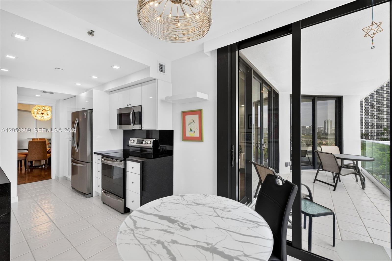 Ver detalles 1005 2 / 2 1690 sq. ft. $ 2026-07-20 0 foto