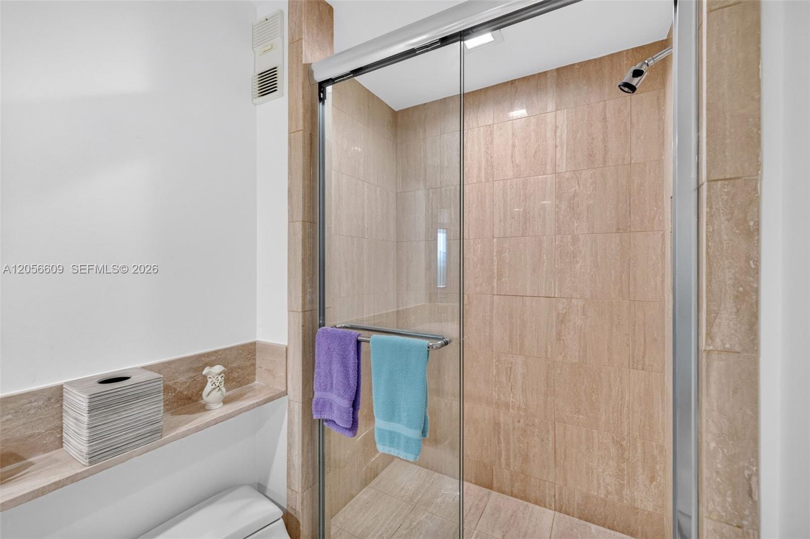 Ver detalles 1005 2 / 2 1690 sq. ft. $ 2026-07-20 0 foto
