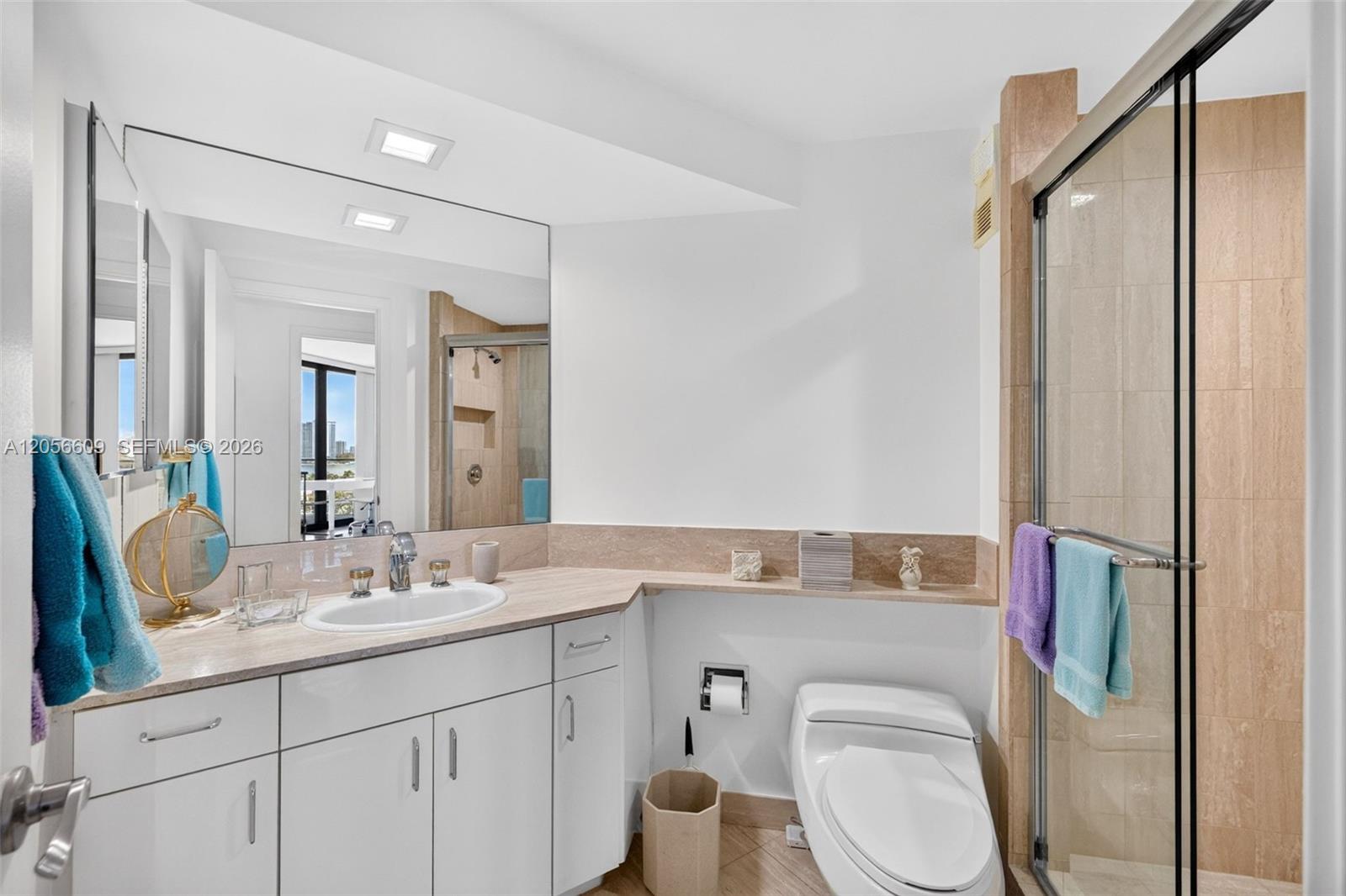 Ver detalles 1005 2 / 2 1690 sq. ft. $ 2026-07-20 0 foto