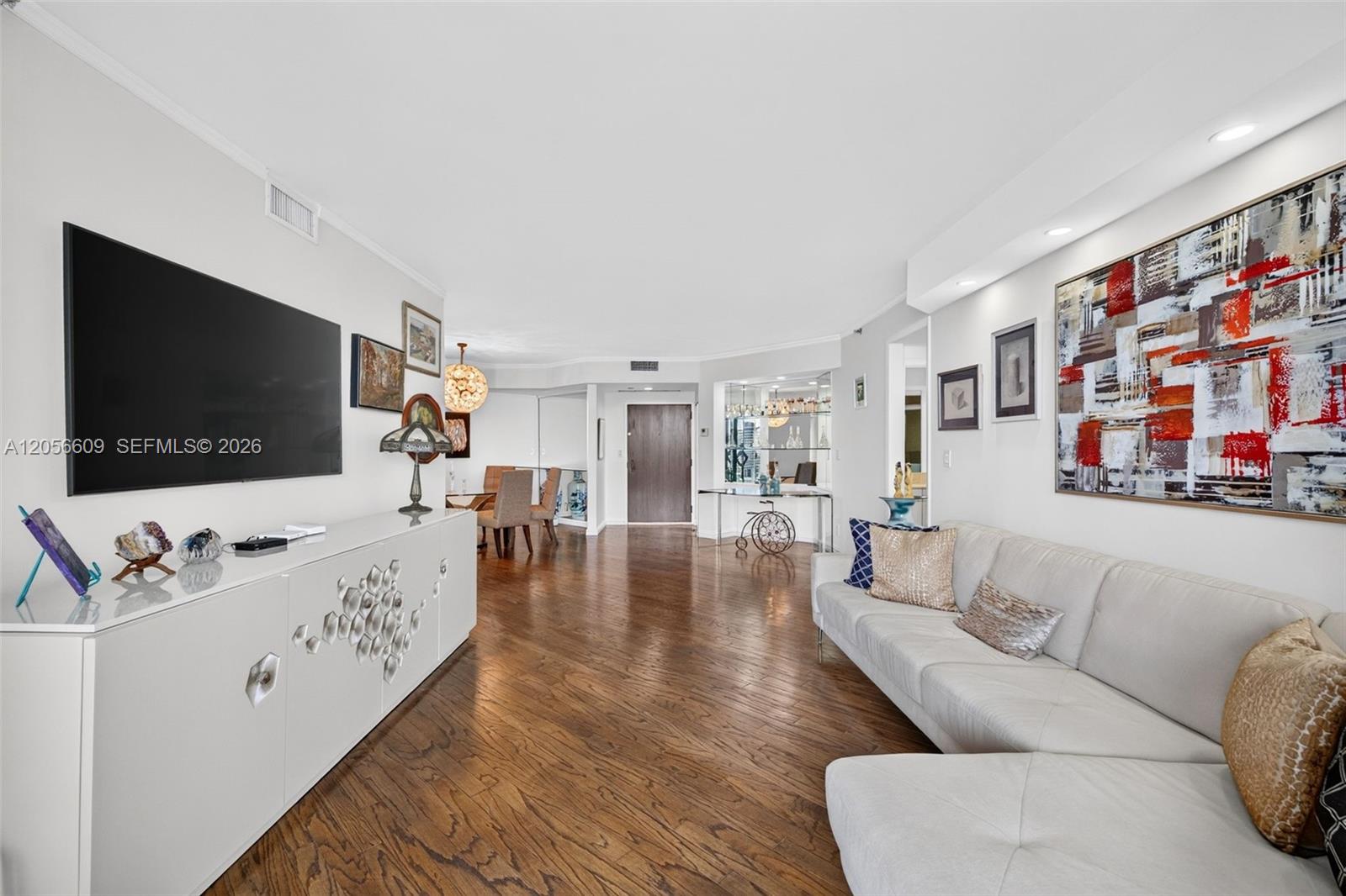 Ver detalles 1005 2 / 2 1690 sq. ft. $ 2026-07-20 0 foto